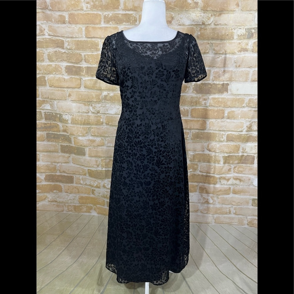Talbots Sheer Velvet Print Overlay Dress Size 4